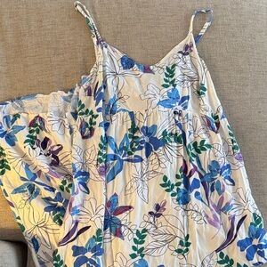 Ingrid & Isabel - Floral Spaghetti Strap Open Back Maxi Dress